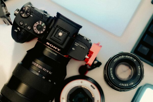 Sony Alpha Series | Mastering Mirrorless Magic Sony Alpha series